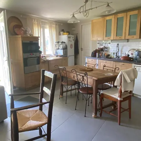 La Maison D'offaly Πανσιόν